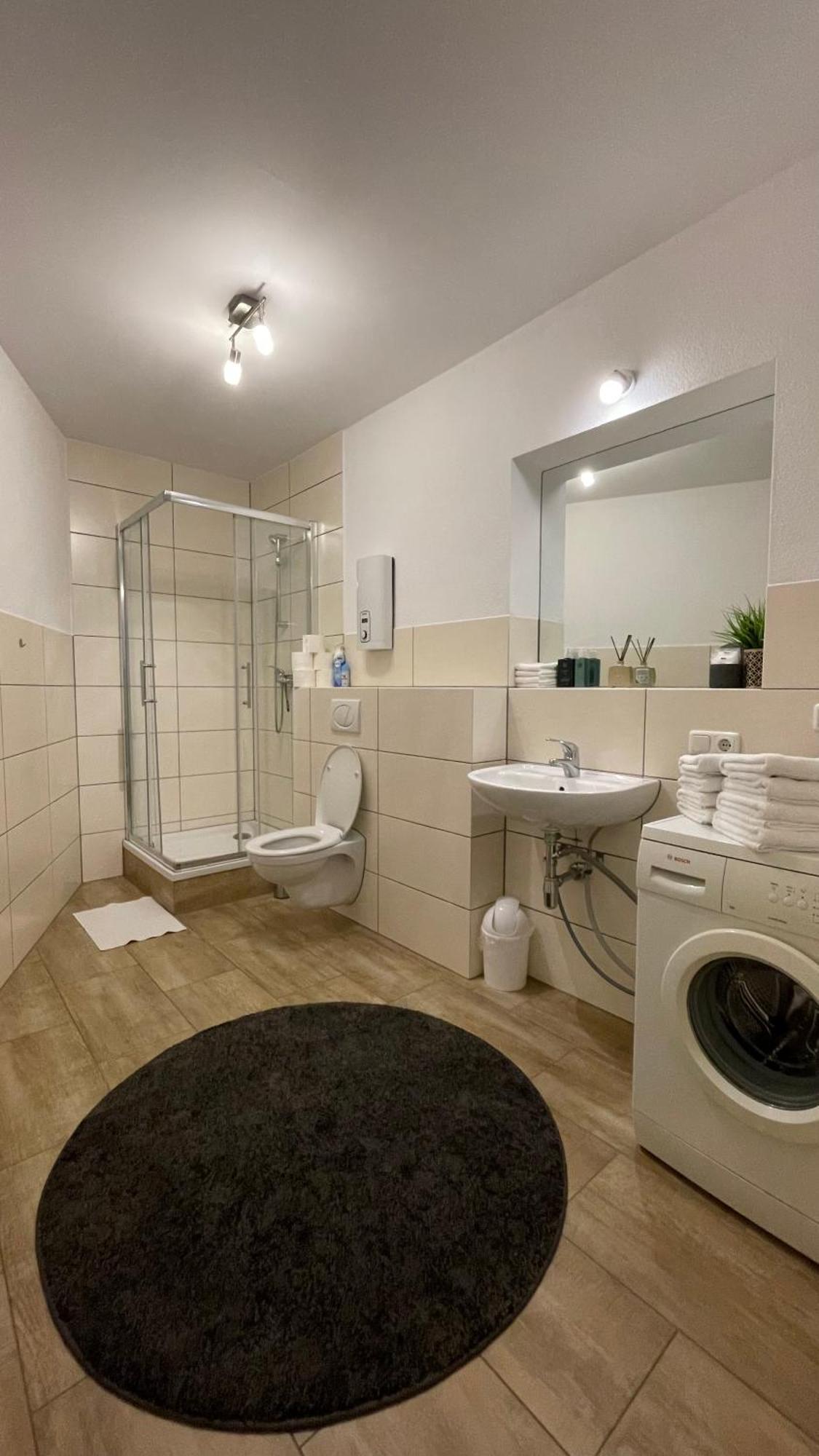 8 Apartment *